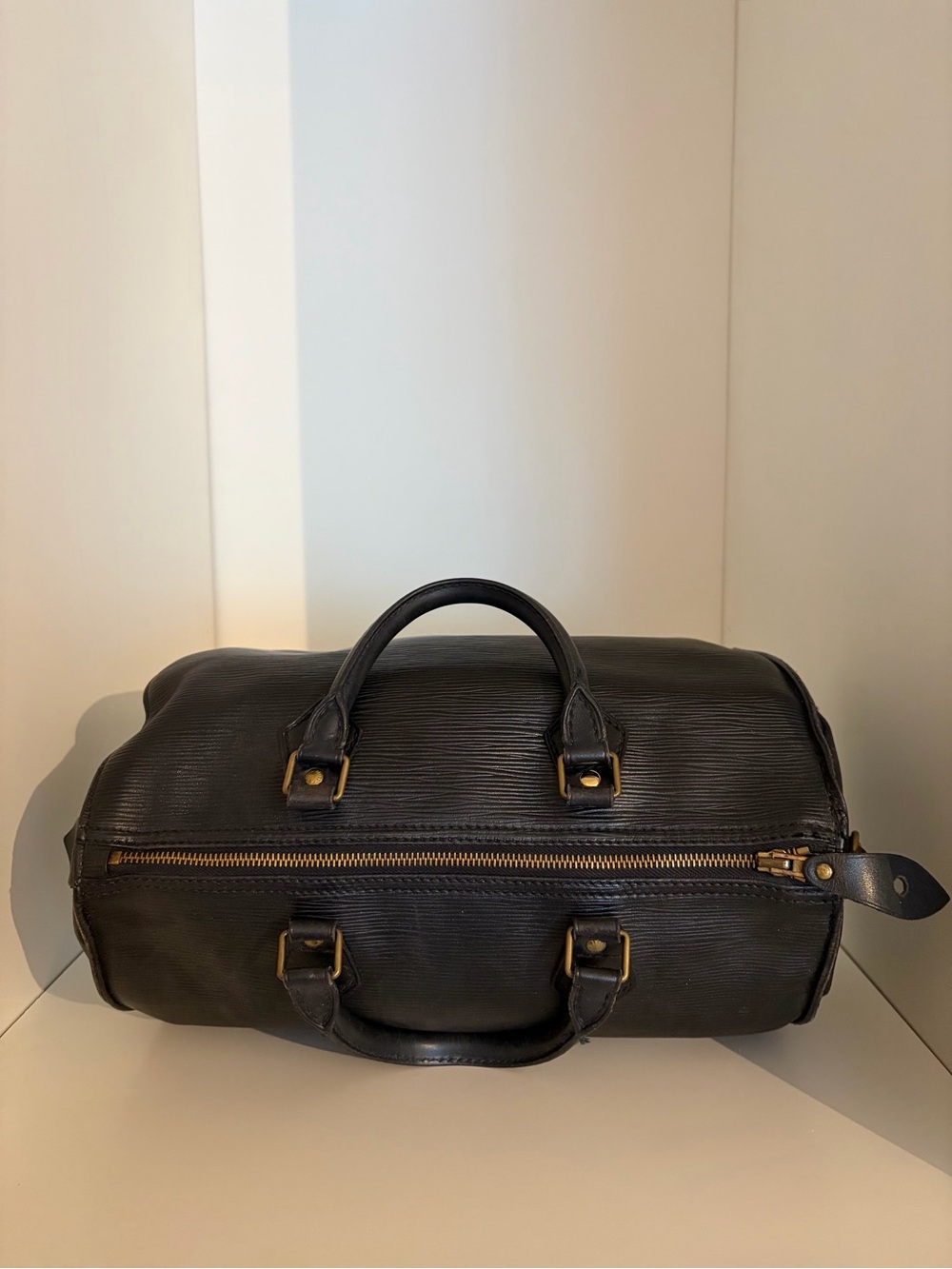 Louis Vuitton Black Epi Leather Speedy - Picture 4 of 5